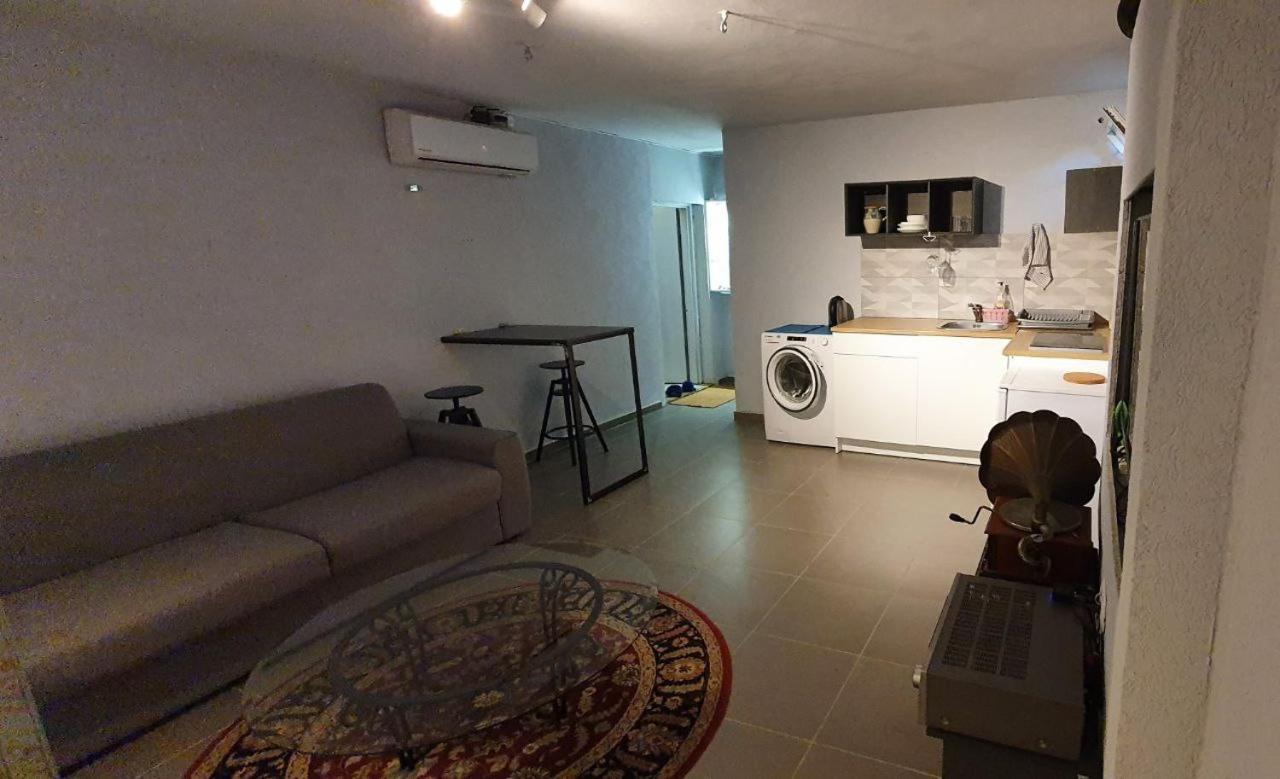 Cozy Fully-Equipped Apartment Near The Old City Yerusalem Bagian luar foto