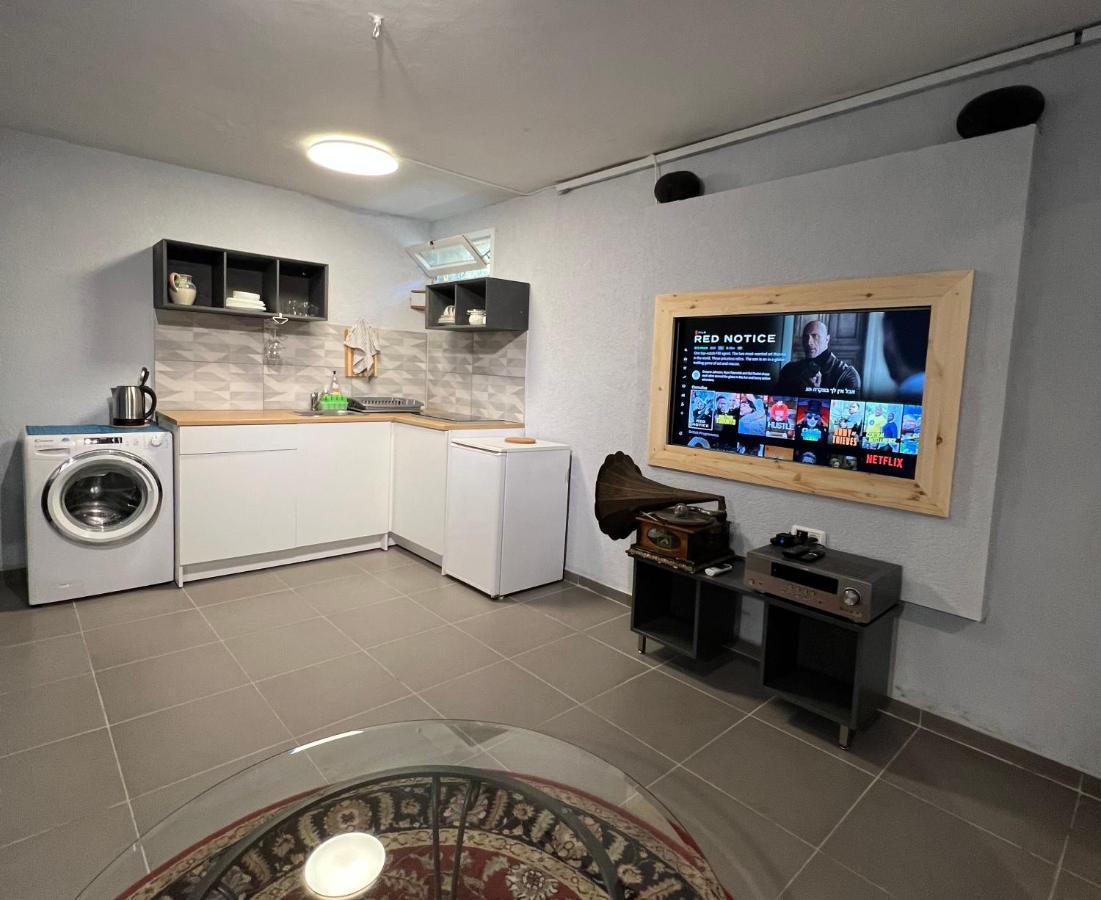 Cozy Fully-Equipped Apartment Near The Old City Yerusalem Bagian luar foto