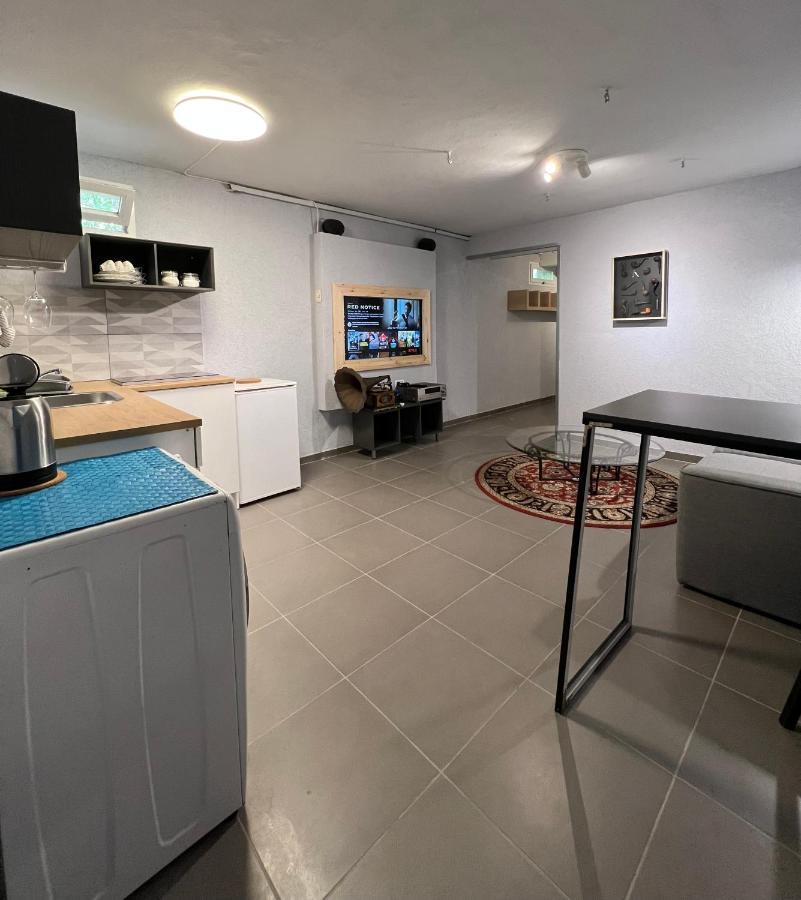 Cozy Fully-Equipped Apartment Near The Old City Yerusalem Bagian luar foto